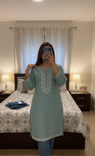 ✨ Embroidered Kurti with Blue Jeans ✨👗👖  D:2020