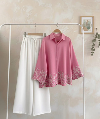 2 Piece Embroided Western style suit 👗👖